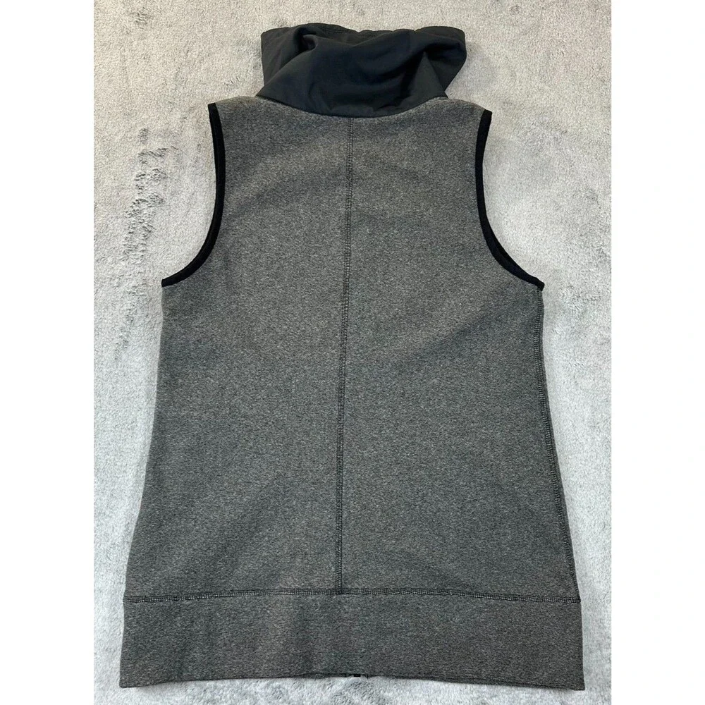 Under Armour ColdGear Men’s XS Gray Full Zip Sleeveless Vest Hooded Training
